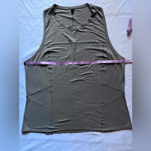 Lululemon Athletica Khaki Tank Top - Picture 8 of 10